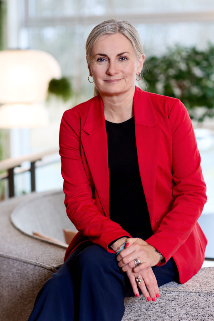 Om Vibeke C. Larsen